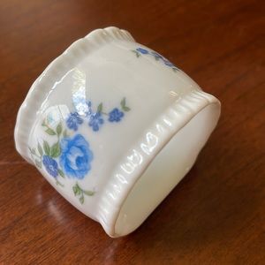 VTG One Blue Floral white Porcelain Napkin Ring Holder made in Japan